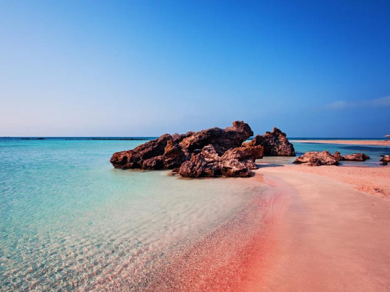 Παραλία Ελαφονήσι Κρήτη Ροζ Άμμος